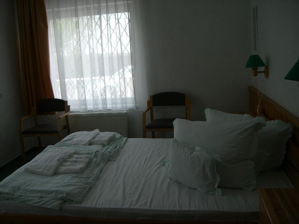 Napfuerdo Vendeghaz Hotel Mezőkövesd Exterior foto